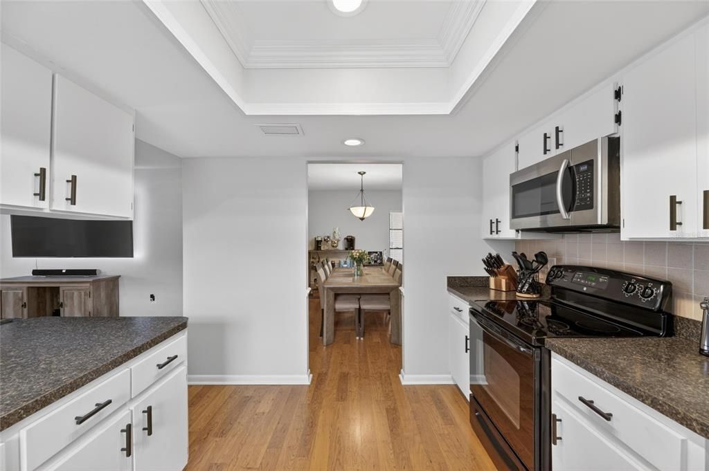 Active With Contract: $390,000 (3 beds, 2 baths, 1988 Square Feet)