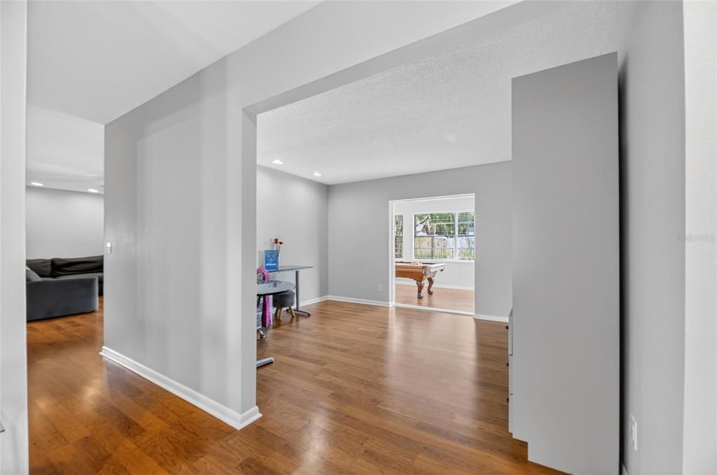 Active With Contract: $390,000 (3 beds, 2 baths, 1988 Square Feet)