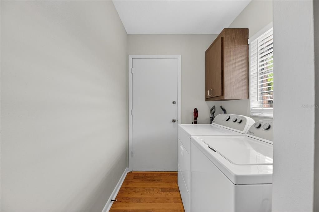 Active With Contract: $390,000 (3 beds, 2 baths, 1988 Square Feet)
