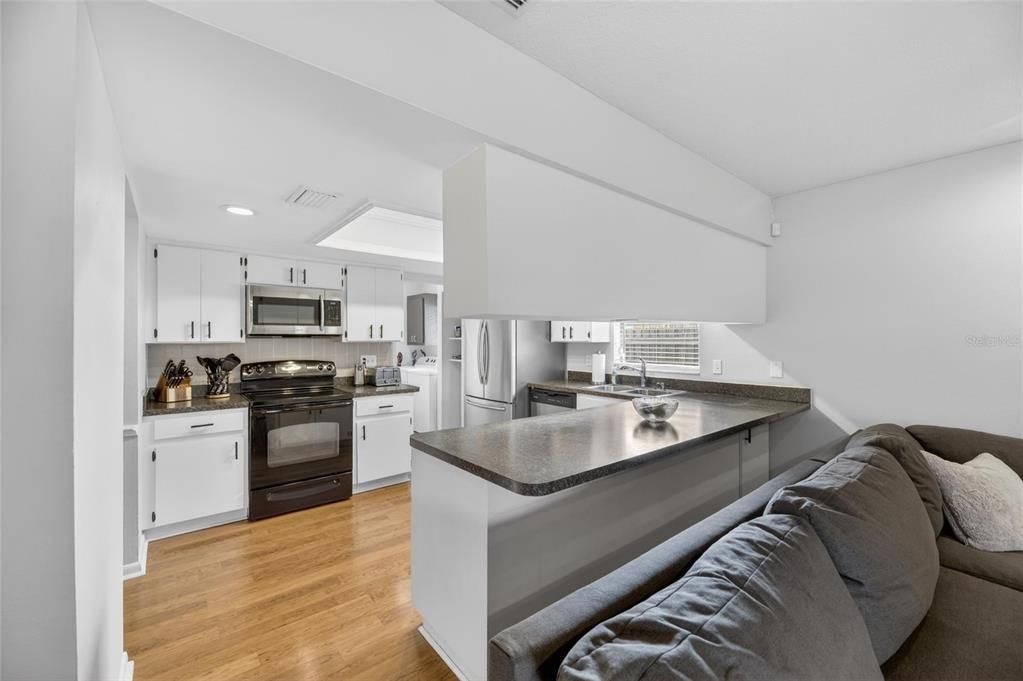 Active With Contract: $390,000 (3 beds, 2 baths, 1988 Square Feet)