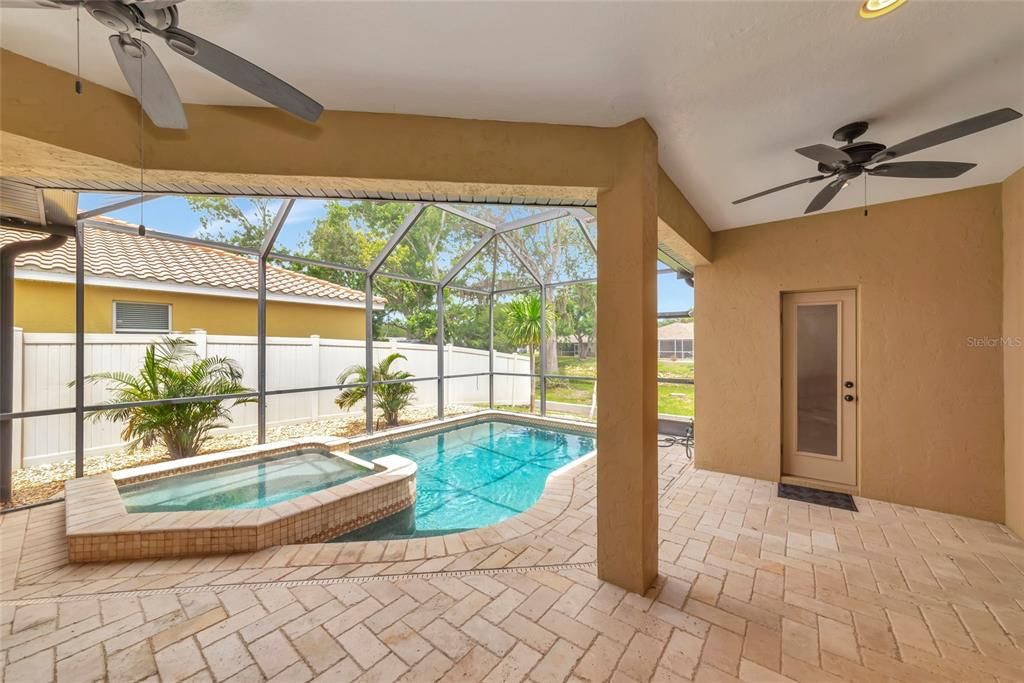 For Sale: $625,000 (3 beds, 2 baths, 1800 Square Feet)