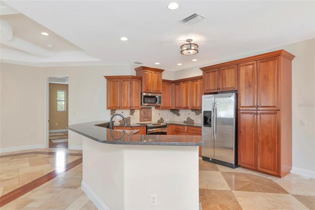 For Sale: $625,000 (3 beds, 2 baths, 1800 Square Feet)