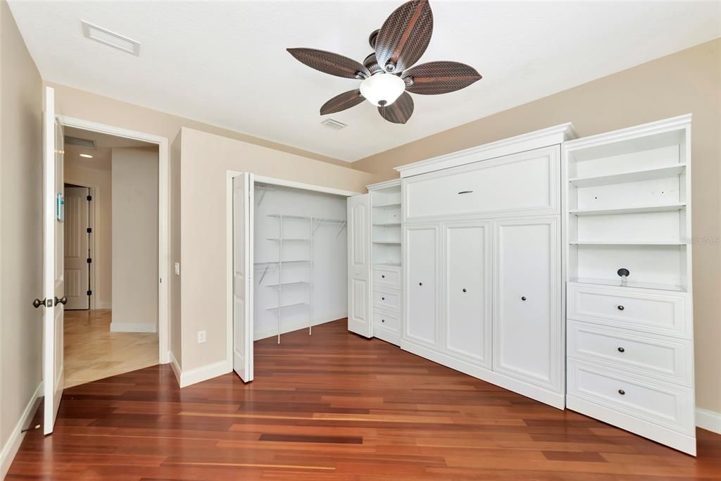 For Sale: $625,000 (3 beds, 2 baths, 1800 Square Feet)