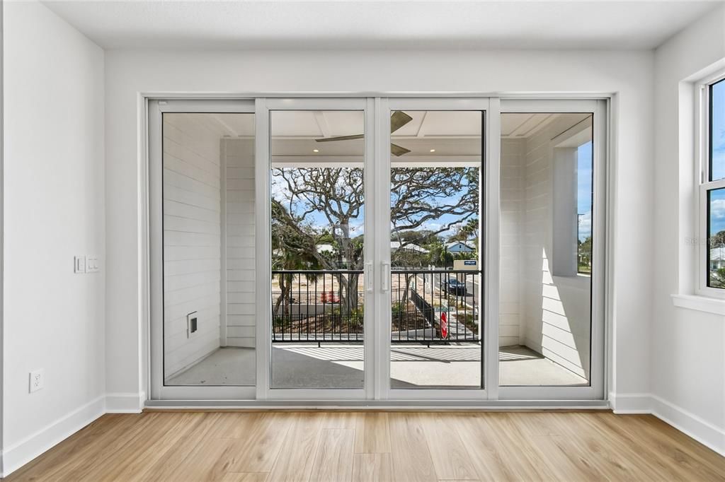 En Venta: $836,263 (3 camas, 3 baños, 2294 Pies cuadrados)