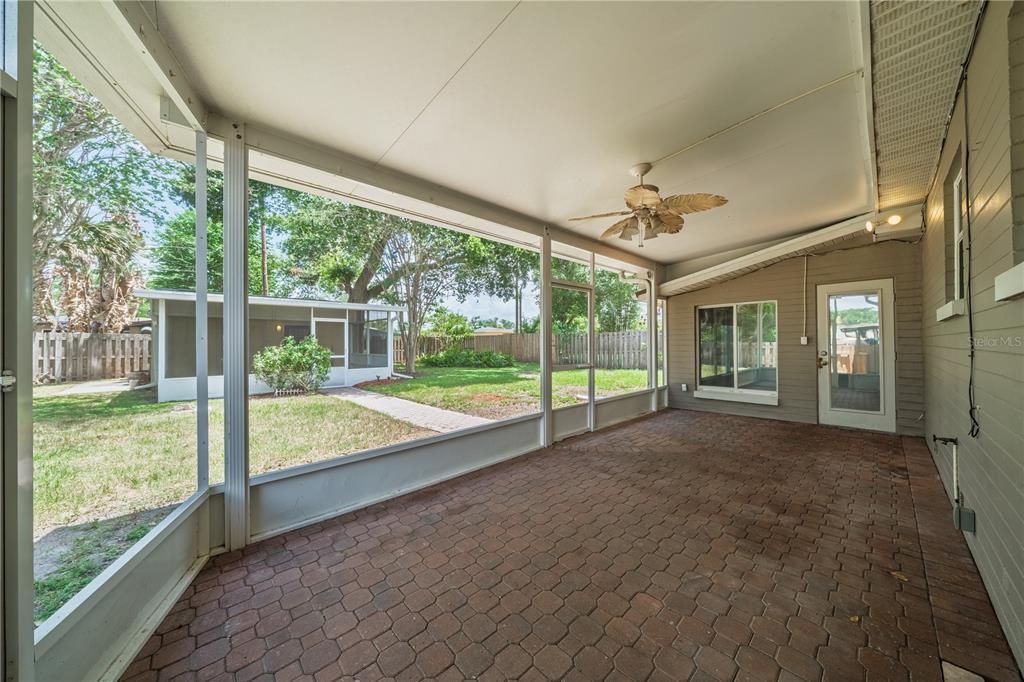 For Sale: $459,000 (3 beds, 2 baths, 1681 Square Feet)