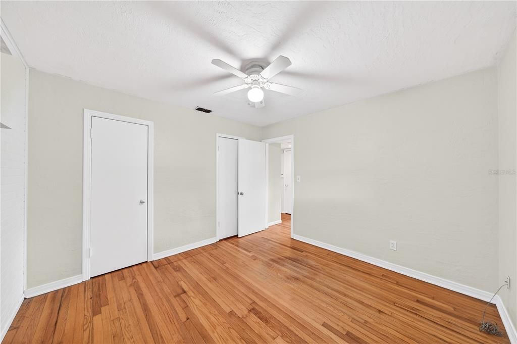 For Sale: $459,000 (3 beds, 2 baths, 1681 Square Feet)