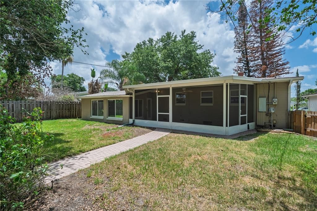 For Sale: $459,000 (3 beds, 2 baths, 1681 Square Feet)