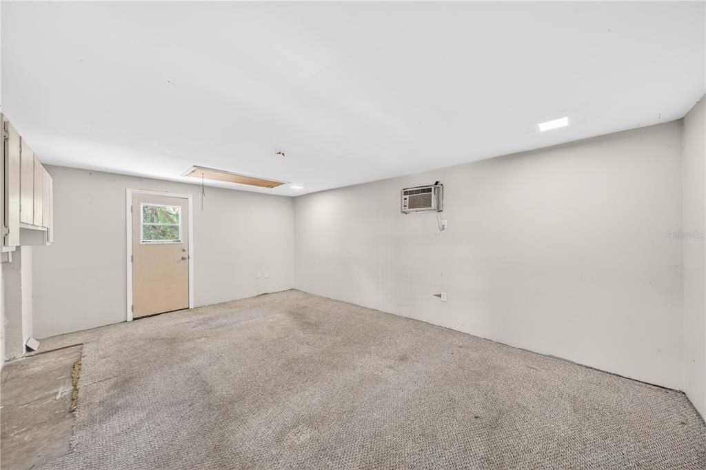 For Sale: $459,000 (3 beds, 2 baths, 1681 Square Feet)