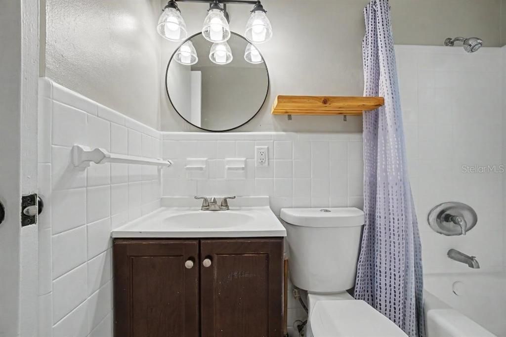 For Sale: $289,900 (3 beds, 1 baths, 984 Square Feet)