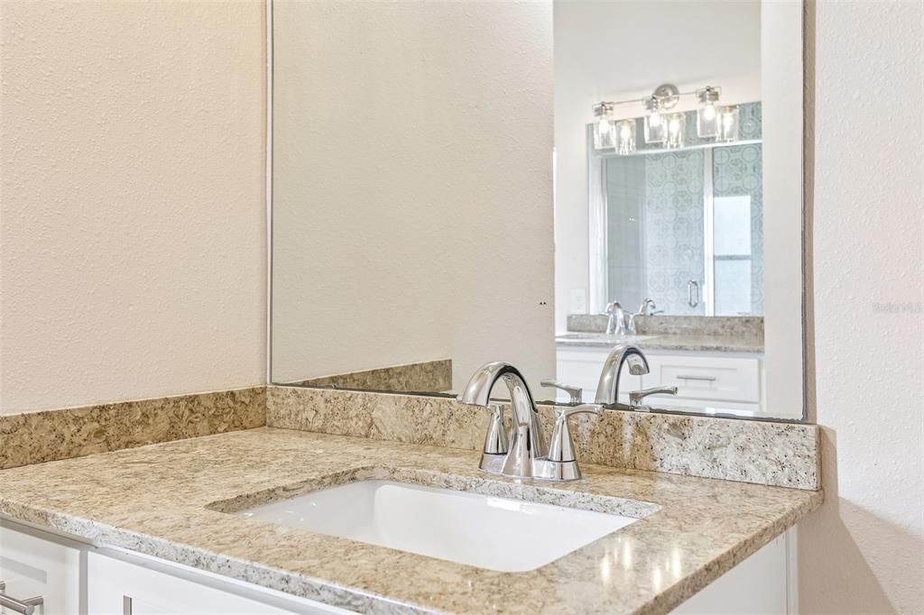 For Sale: $189,000 (3 beds, 2 baths, 960 Square Feet)