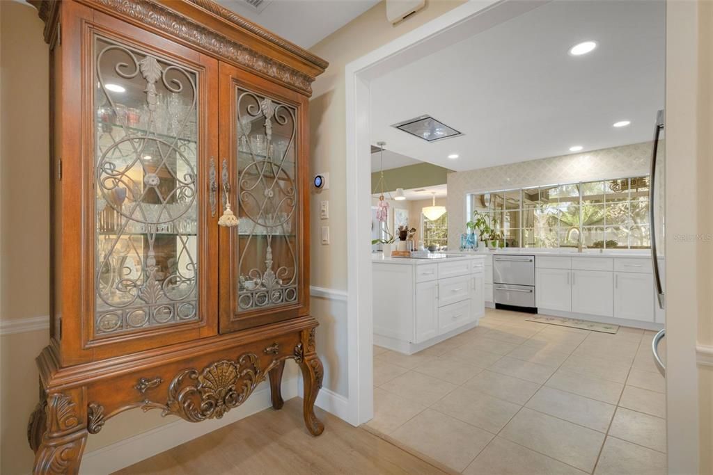 For Sale: $829,000 (3 beds, 2 baths, 3374 Square Feet)