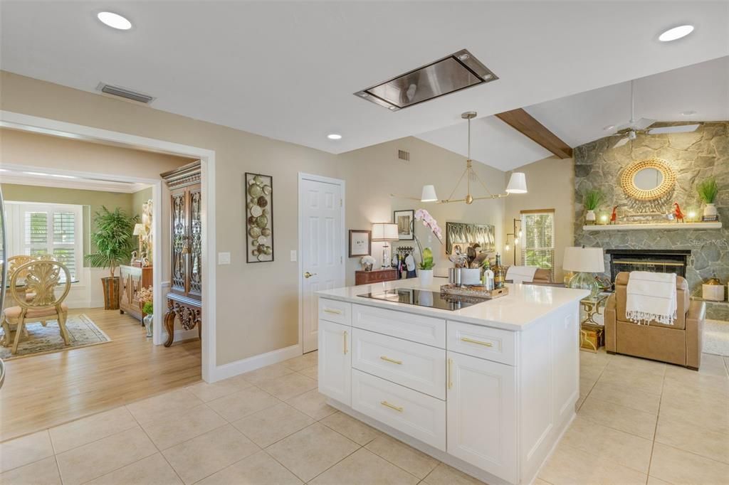 For Sale: $829,000 (3 beds, 2 baths, 3374 Square Feet)