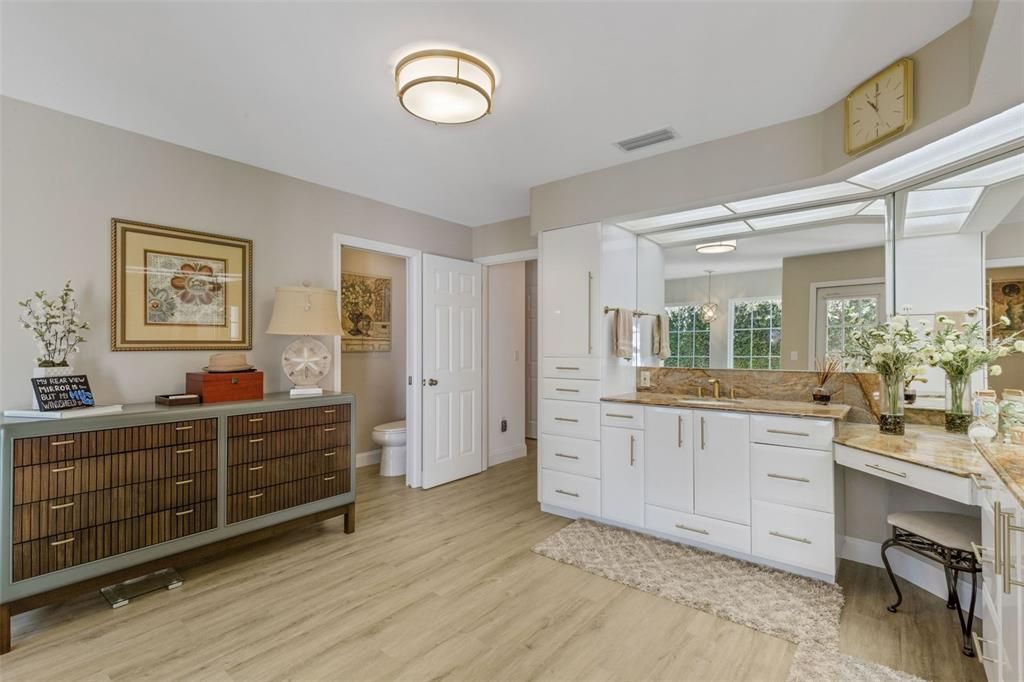 For Sale: $829,000 (3 beds, 2 baths, 3374 Square Feet)