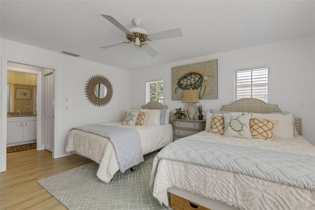 For Sale: $829,000 (3 beds, 2 baths, 3374 Square Feet)