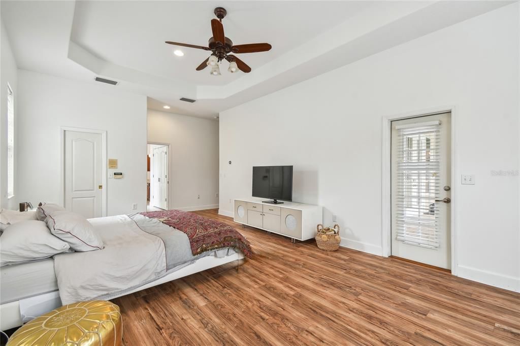 For Rent: $6,500 (4 beds, 4 baths, 3400 Square Feet)