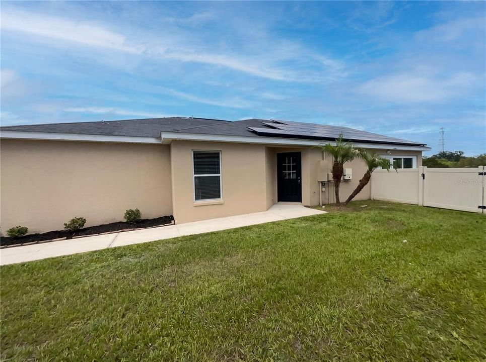 For Sale: $342,000 (3 beds, 2 baths, 1480 Square Feet)