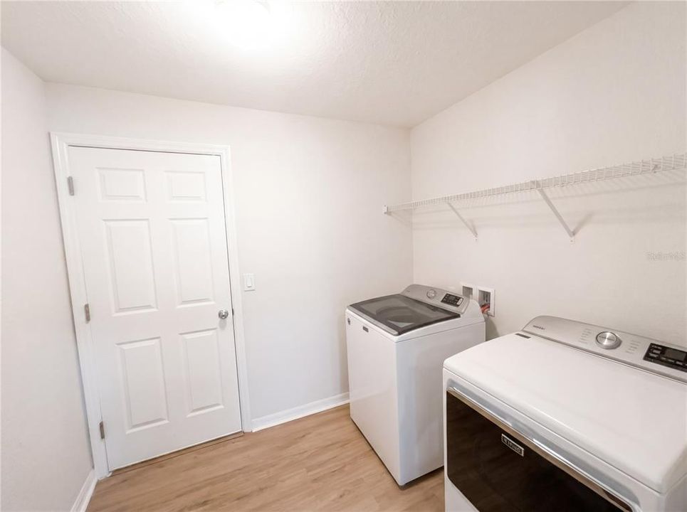For Sale: $342,000 (3 beds, 2 baths, 1480 Square Feet)