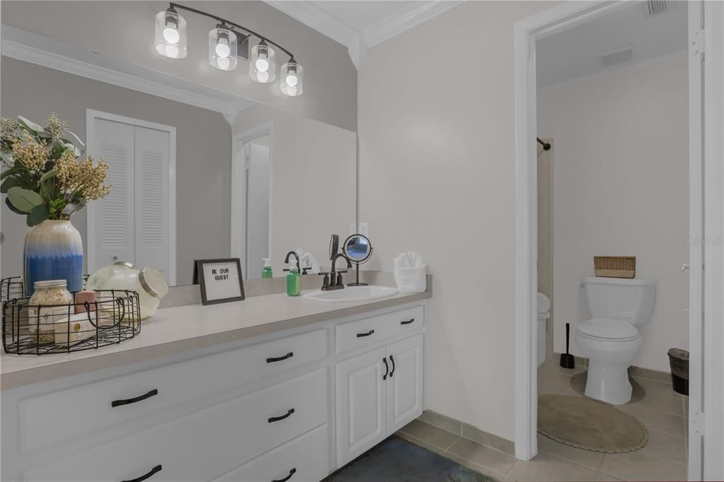 Active With Contract: $360,000 (3 beds, 3 baths, 1889 Square Feet)