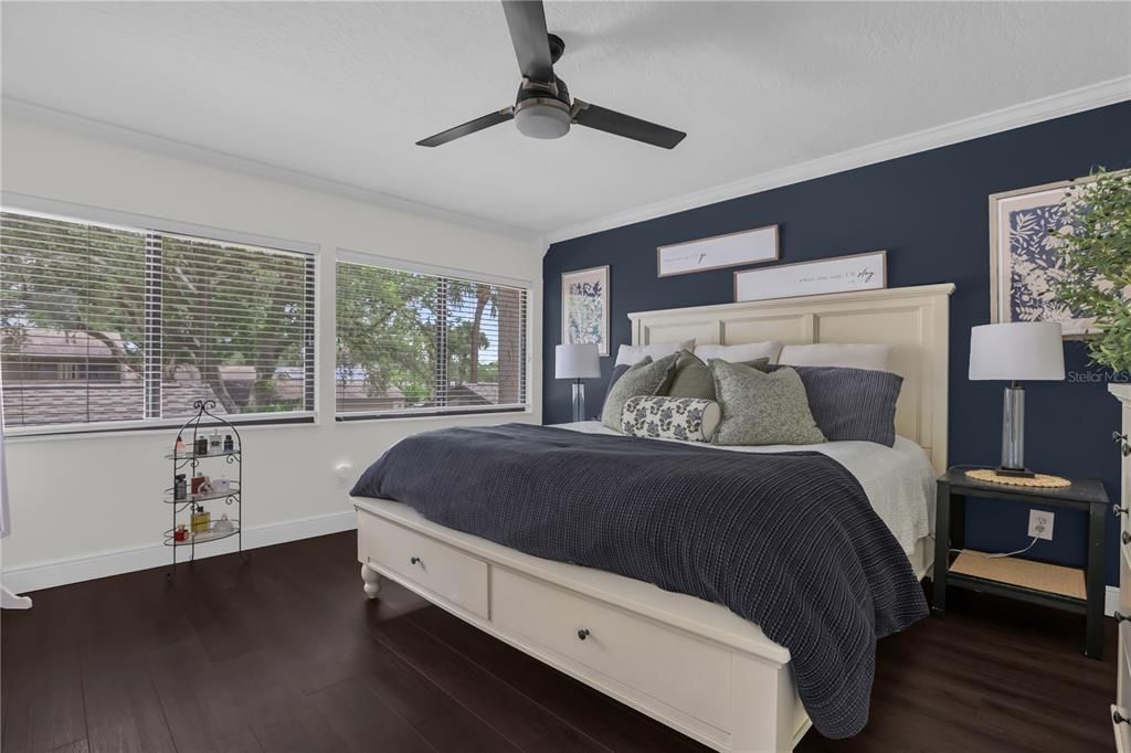 Active With Contract: $360,000 (3 beds, 3 baths, 1889 Square Feet)