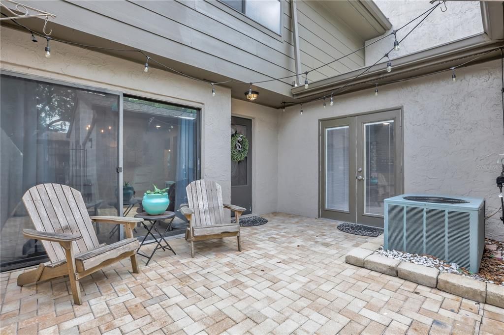 Active With Contract: $360,000 (3 beds, 3 baths, 1889 Square Feet)