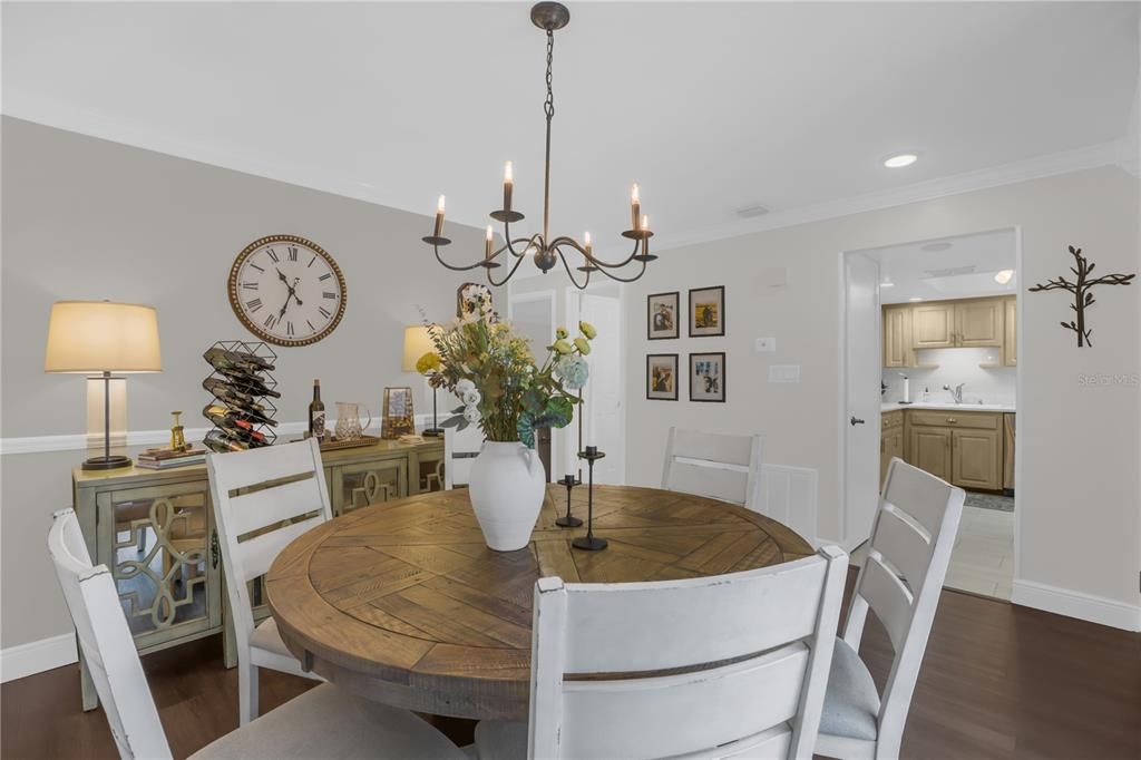 Active With Contract: $360,000 (3 beds, 3 baths, 1889 Square Feet)
