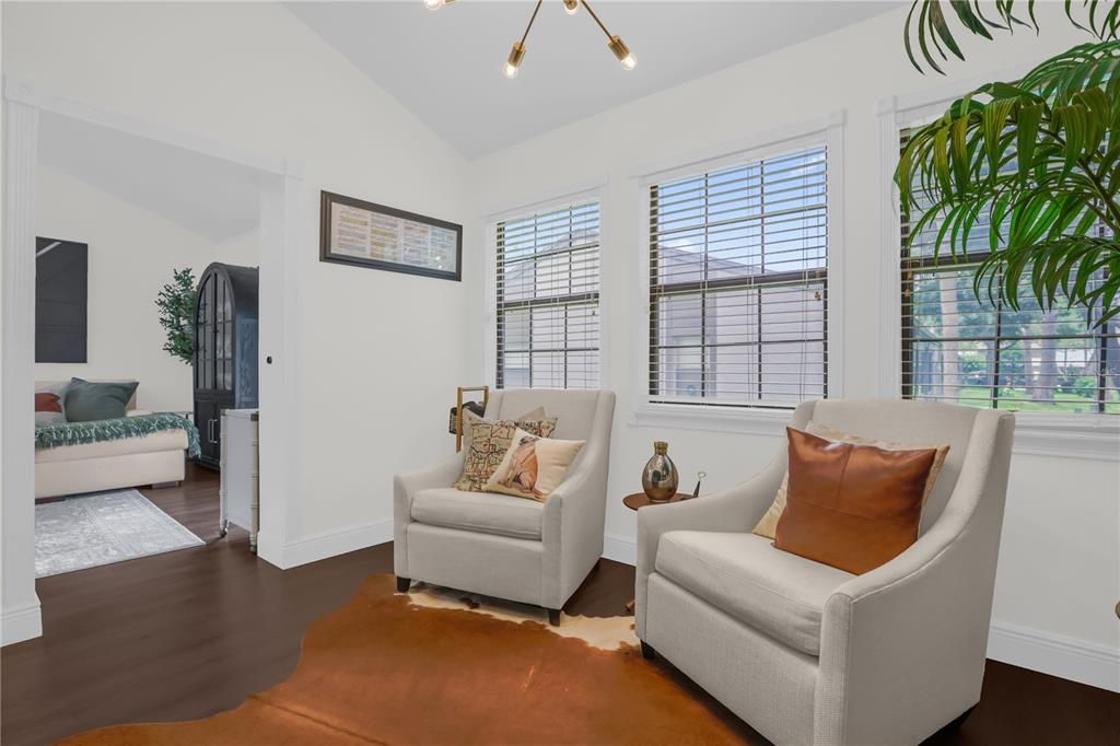 Active With Contract: $360,000 (3 beds, 3 baths, 1889 Square Feet)