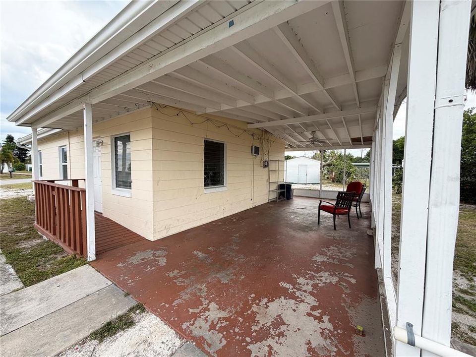 For Sale: $175,000 (3 beds, 1 baths, 828 Square Feet)