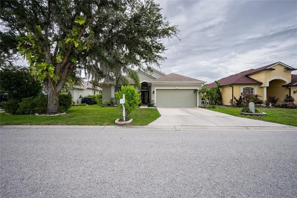 For Sale: $329,000 (3 beds, 2 baths, 1552 Square Feet)