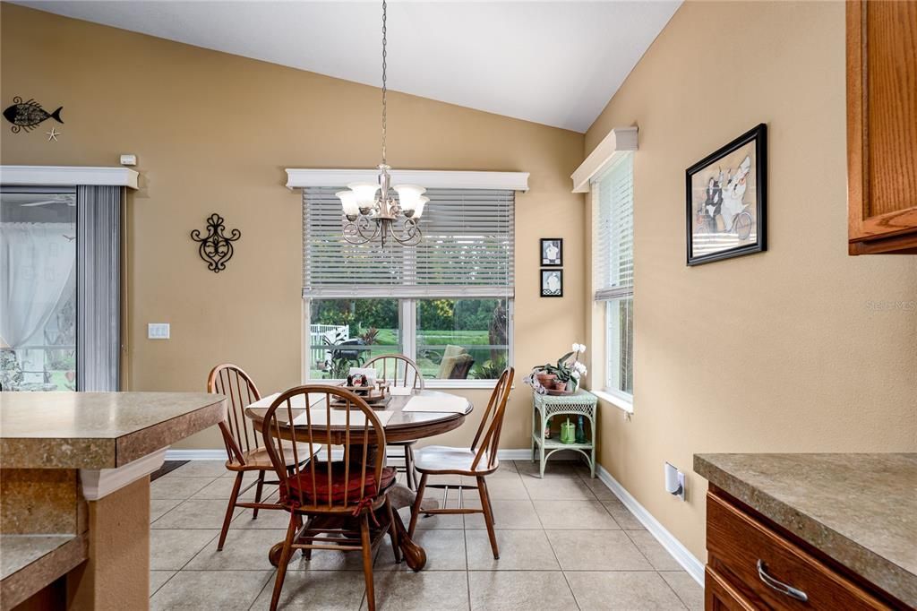 For Sale: $329,000 (3 beds, 2 baths, 1552 Square Feet)