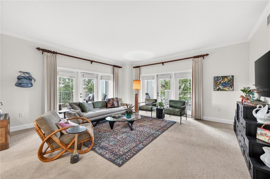 For Sale: $795,000 (3 beds, 2 baths, 1882 Square Feet)