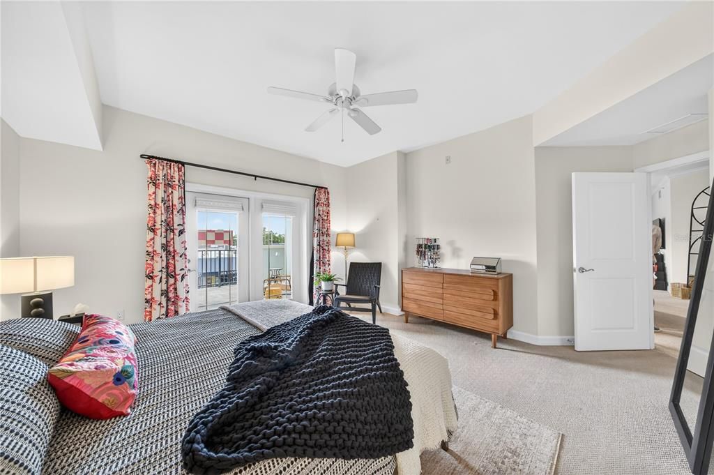For Sale: $795,000 (3 beds, 2 baths, 1882 Square Feet)