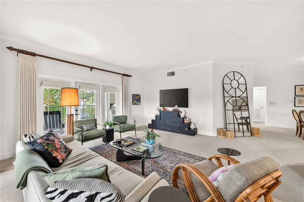 For Sale: $795,000 (3 beds, 2 baths, 1882 Square Feet)