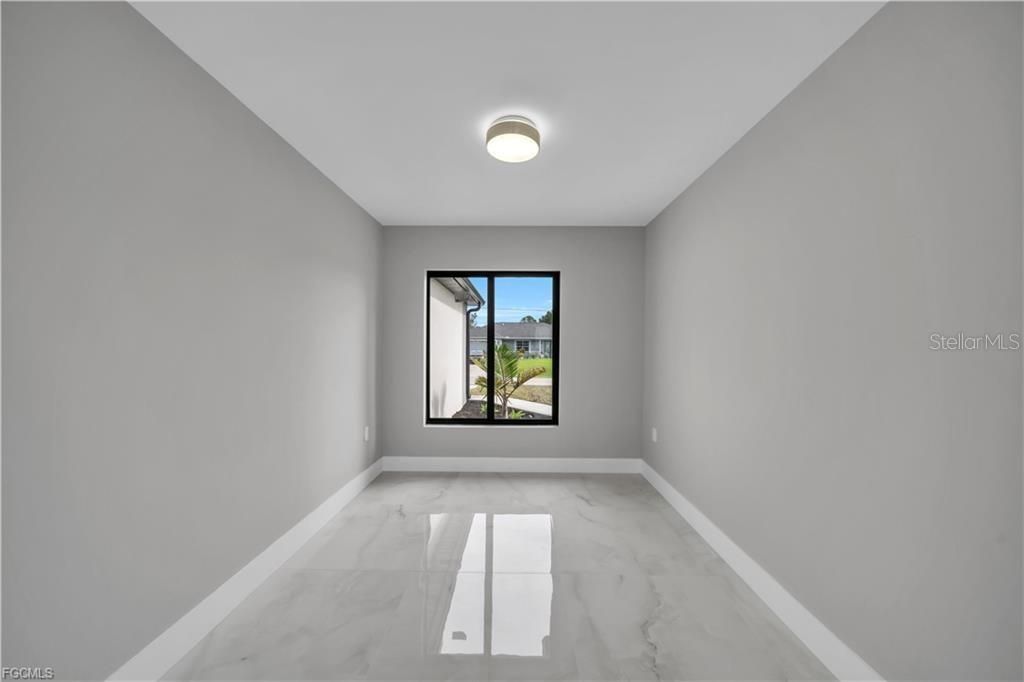 For Sale: $355,000 (3 beds, 2 baths, 1629 Square Feet)