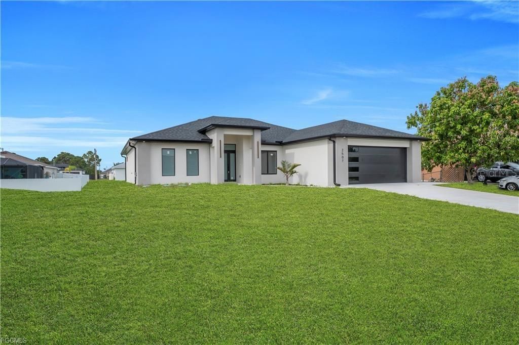 For Sale: $355,000 (3 beds, 2 baths, 1629 Square Feet)
