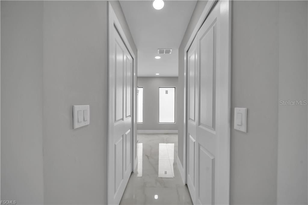 For Sale: $355,000 (3 beds, 2 baths, 1629 Square Feet)