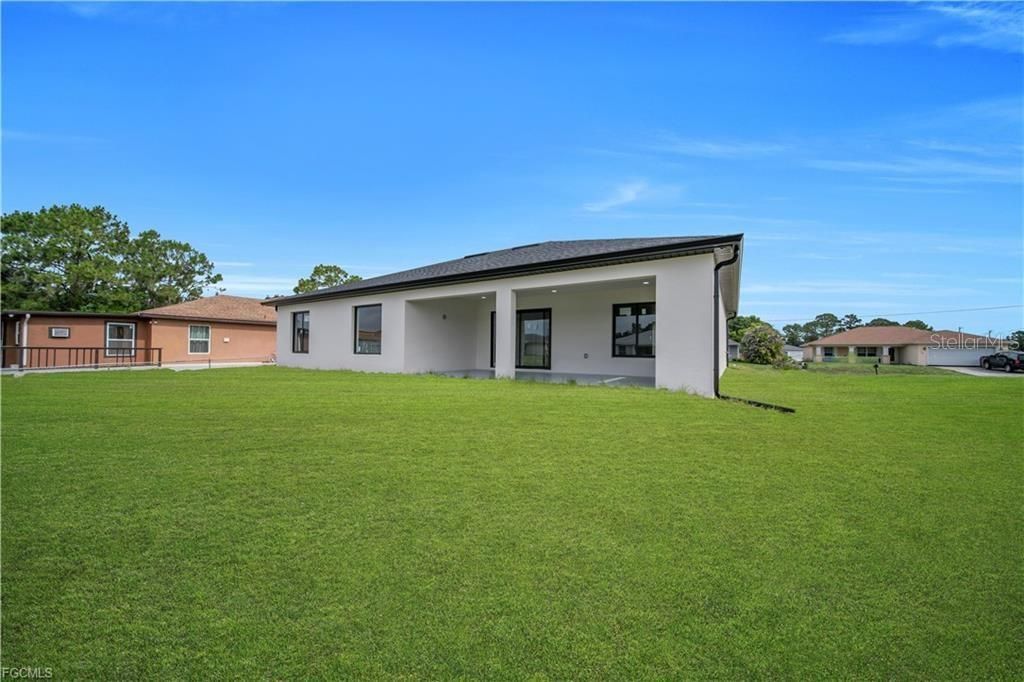 For Sale: $355,000 (3 beds, 2 baths, 1629 Square Feet)