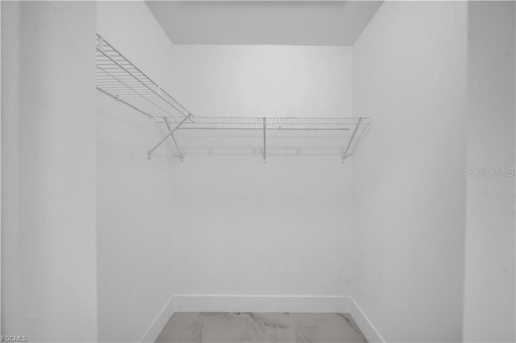 For Sale: $355,000 (3 beds, 2 baths, 1629 Square Feet)
