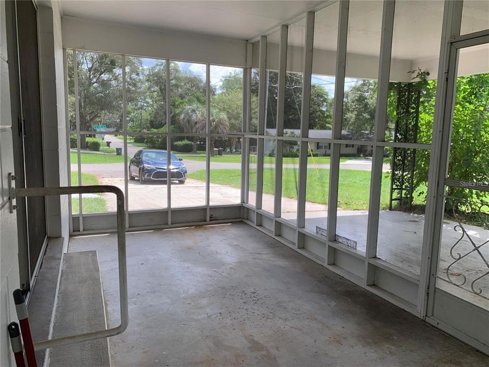 En Venta: $247,800 (3 camas, 2 baños, 1392 Pies cuadrados)