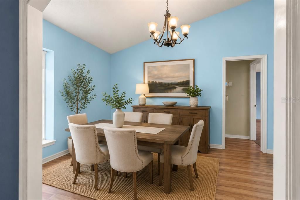 For Sale: $400,000 (3 beds, 2 baths, 1840 Square Feet)