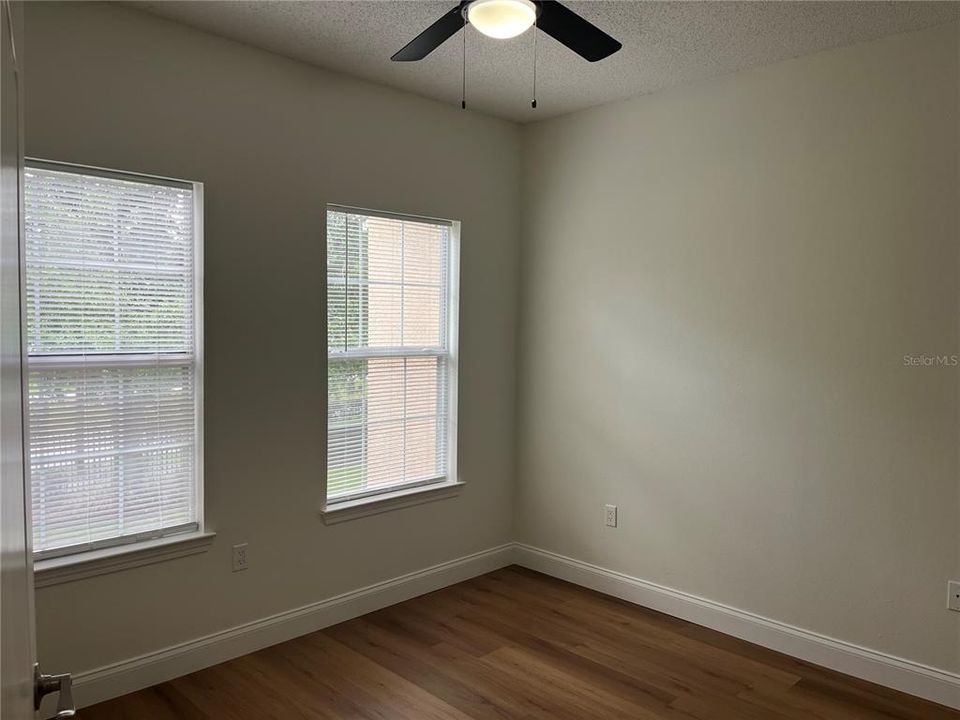 For Rent: $2,400 (3 beds, 2 baths, 1396 Square Feet)