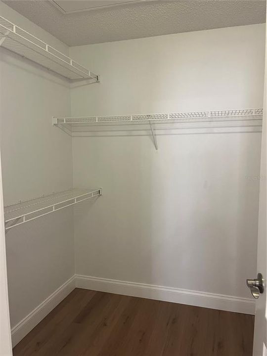 For Rent: $2,400 (3 beds, 2 baths, 1396 Square Feet)