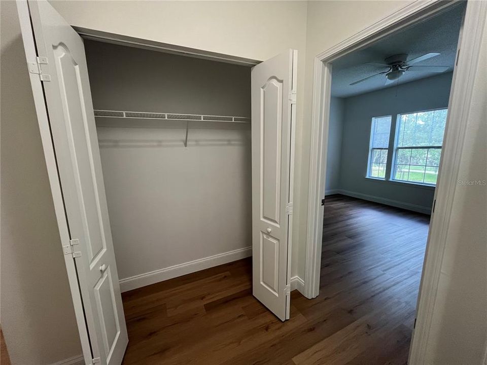 For Rent: $2,400 (3 beds, 2 baths, 1396 Square Feet)