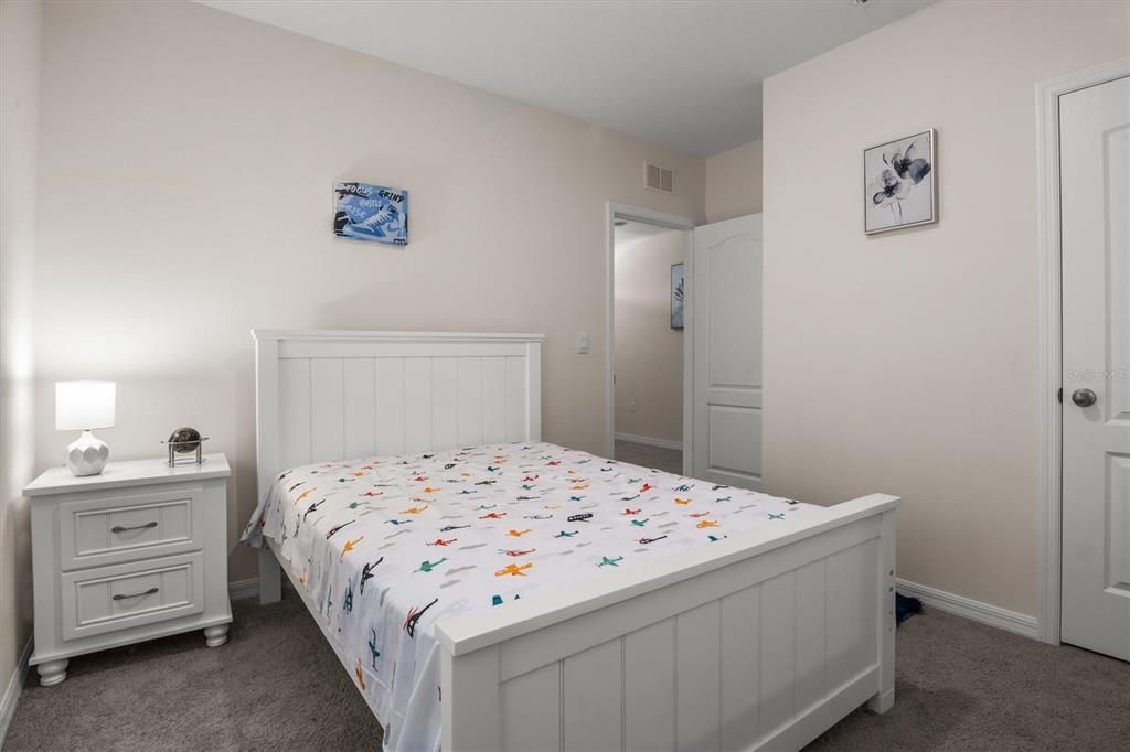 For Sale: $329,000 (4 beds, 2 baths, 1867 Square Feet)