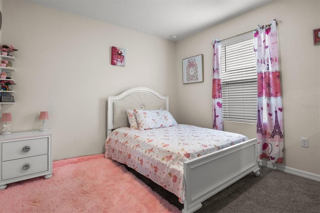 For Sale: $329,000 (4 beds, 2 baths, 1867 Square Feet)