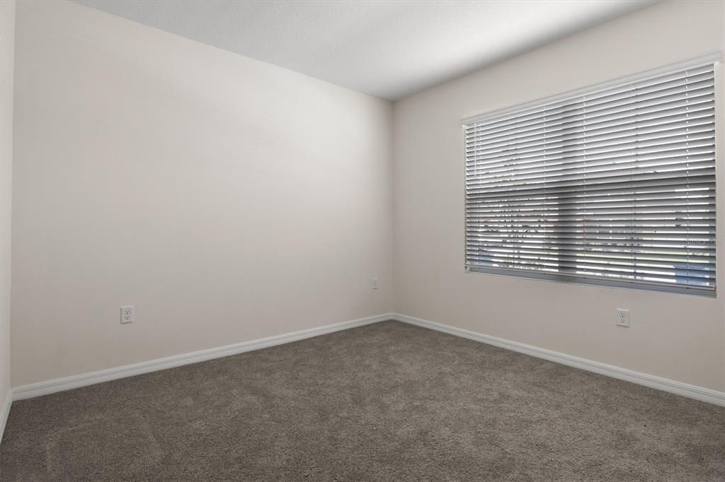 For Sale: $329,000 (4 beds, 2 baths, 1867 Square Feet)