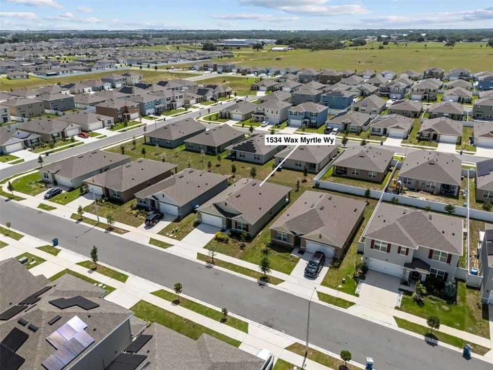 For Sale: $329,000 (4 beds, 2 baths, 1867 Square Feet)