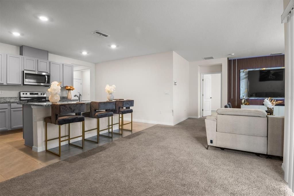 For Sale: $329,000 (4 beds, 2 baths, 1867 Square Feet)