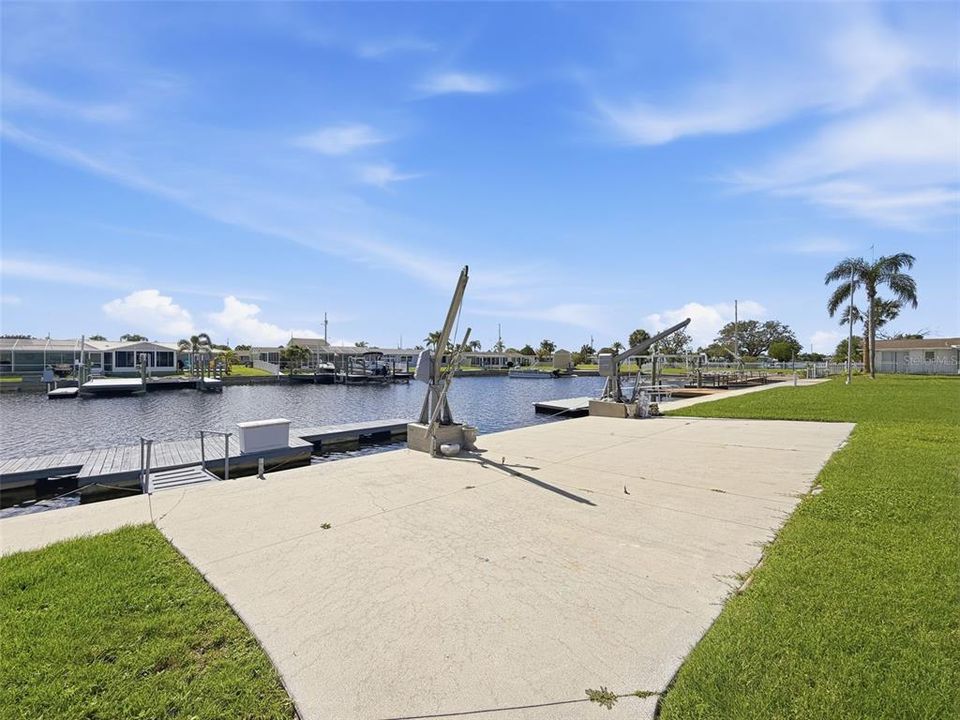 For Sale: $365,000 (2 beds, 1 baths, 1192 Square Feet)