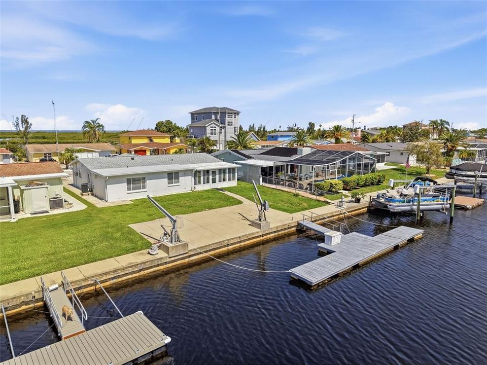 For Sale: $365,000 (2 beds, 1 baths, 1192 Square Feet)