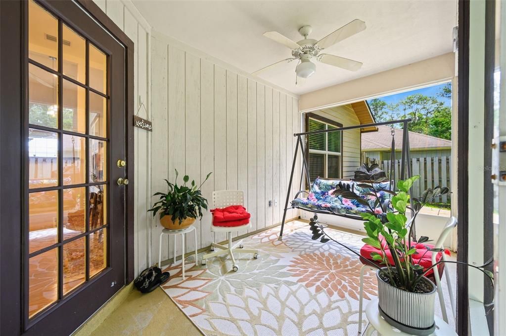 For Sale: $340,000 (3 beds, 2 baths, 1633 Square Feet)